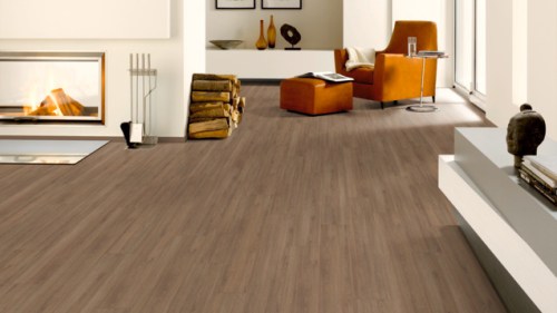02PI_AP_PH_flo_KEF_living_room_classic_wv4_H1095_ST41